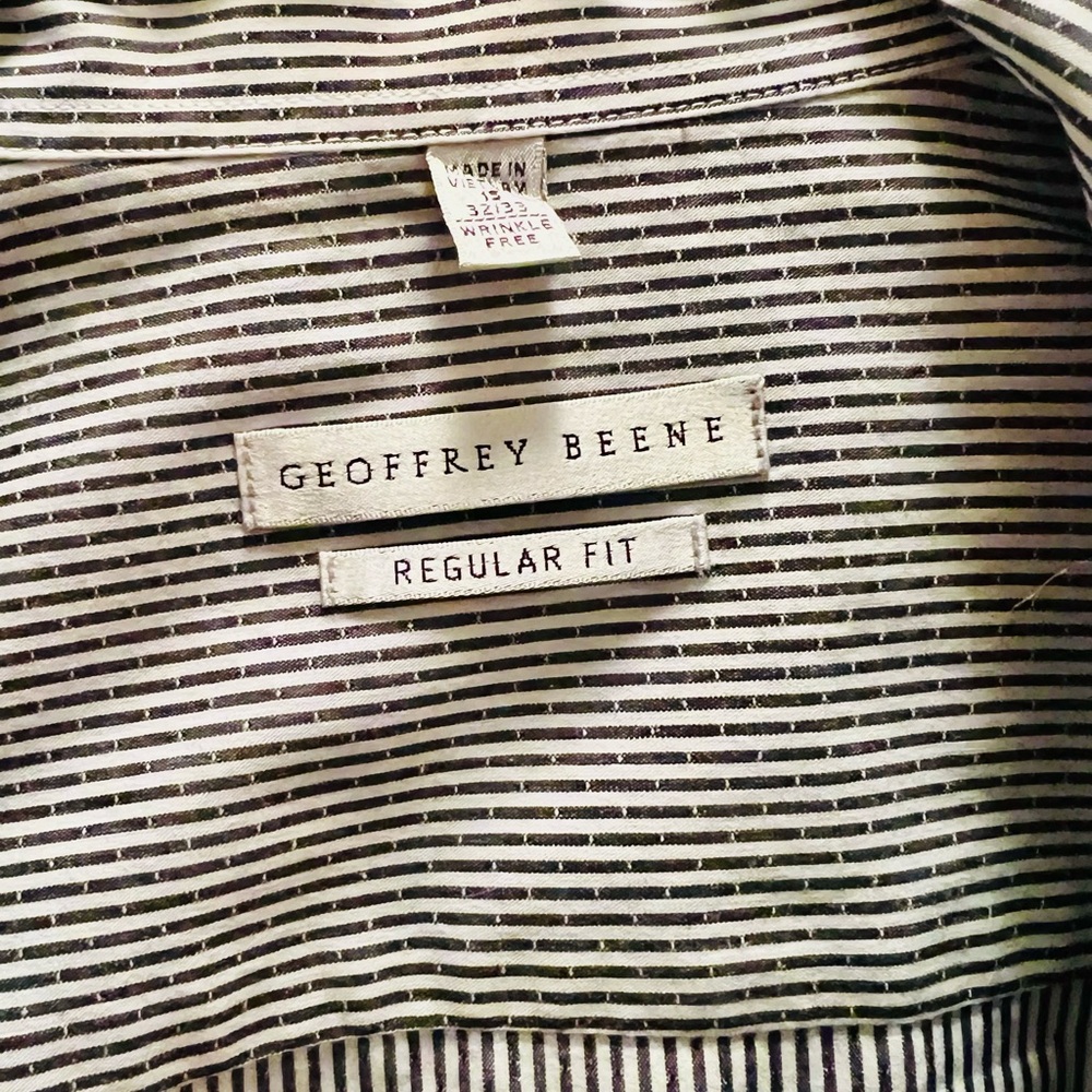 Geoffrey Beene Men’s Black and White Striped Shirt. Wrinkle Free.